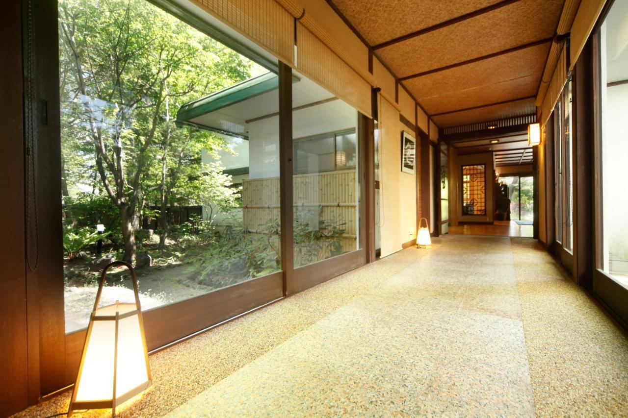 Ele Hotel Onsen Ryokufutei Кусацу Экстерьер фото