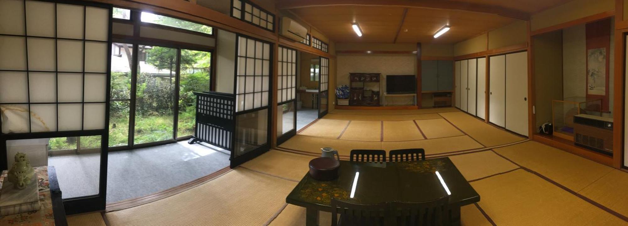 Ele Hotel Onsen Ryokufutei Кусацу Экстерьер фото