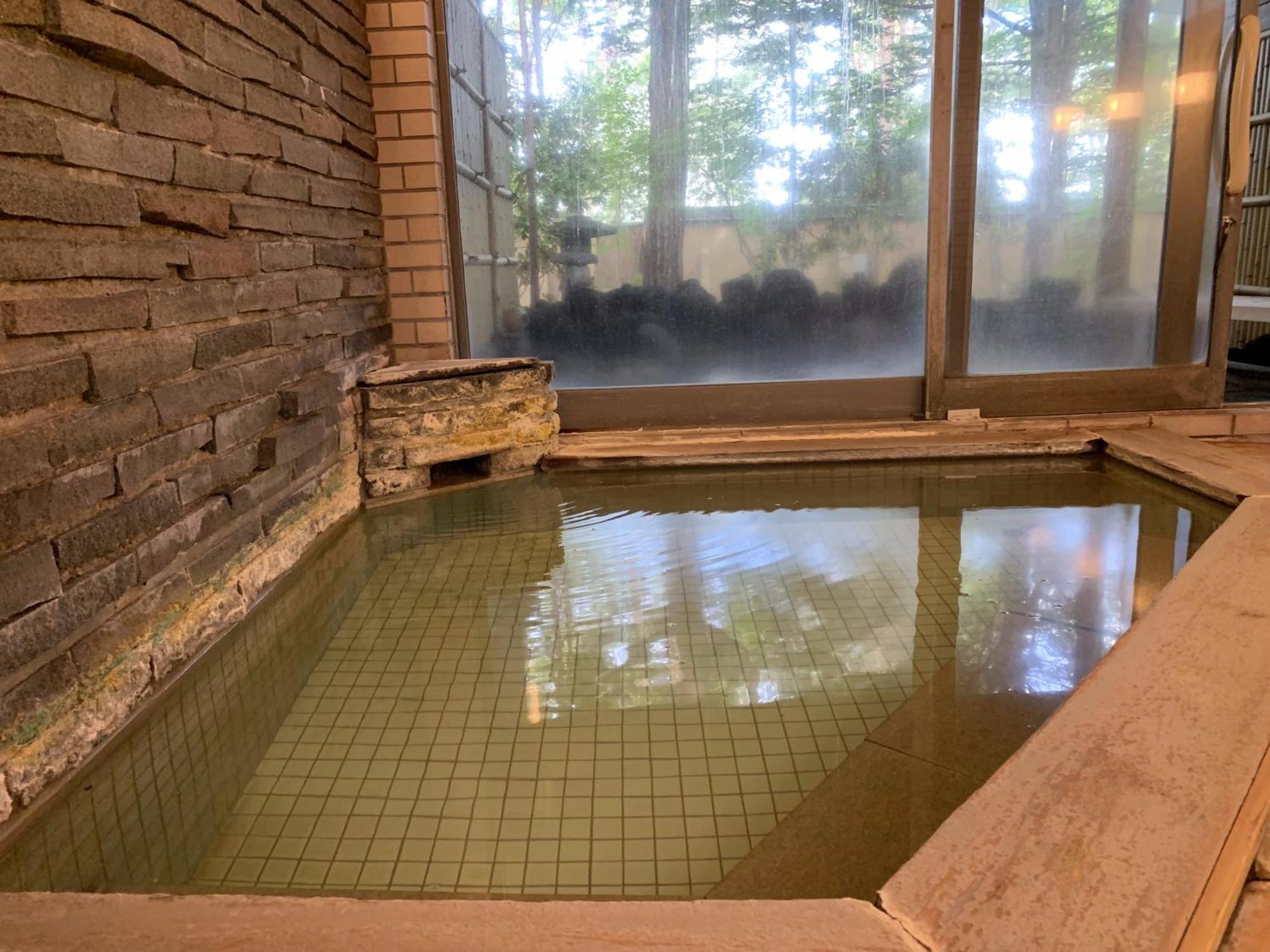 Ele Hotel Onsen Ryokufutei Кусацу Экстерьер фото